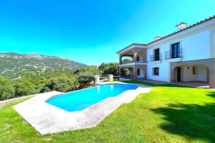 Cluster house for sale in Casares, Málaga. 