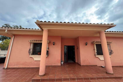 Cluster house for sale in Benalmádena, Málaga. 