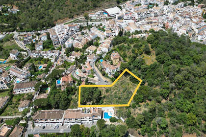 Plot for sale in Benahavís, Málaga. 