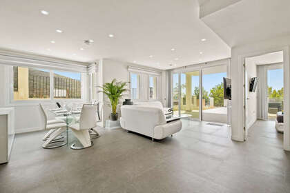 Apartment for sale in Benalmádena, Málaga. 