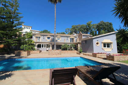 Cluster house for sale in San Pedro de Alcántara, Marbella, Málaga. 