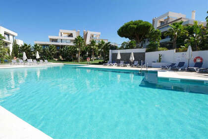 Apartment for sale in Puerto de Cabopino, Marbella, Málaga. 