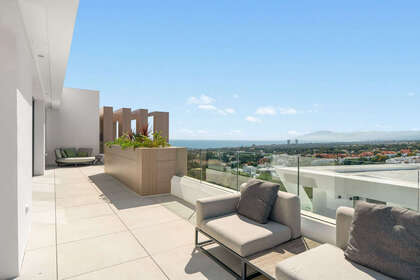 Apartment for sale in Puerto de Cabopino, Marbella, Málaga. 