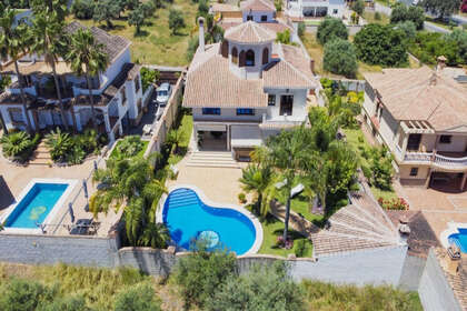 Cluster house for sale in Alhaurín el Grande, Málaga. 