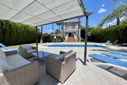 Cluster house for sale in Mijas Golf, Málaga. 