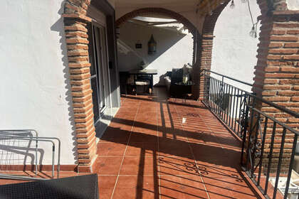 House for sale in Calahonda, Mijas, Málaga. 