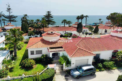 Cluster house for sale in Torrox, Málaga. 