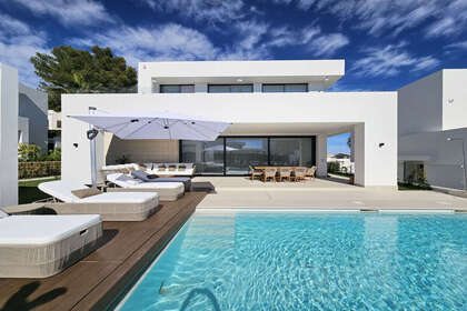 Cluster house for sale in Río Real, Marbella, Málaga. 