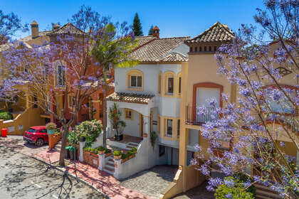 House for sale in Puerto Banús, Málaga. 