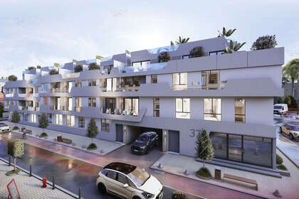 Penthouse for sale in Las Lagunas, Fuengirola, Málaga. 