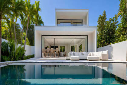 Cluster house for sale in Benalmádena, Málaga. 
