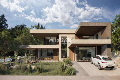 Cluster house for sale in Estepona, Málaga. 