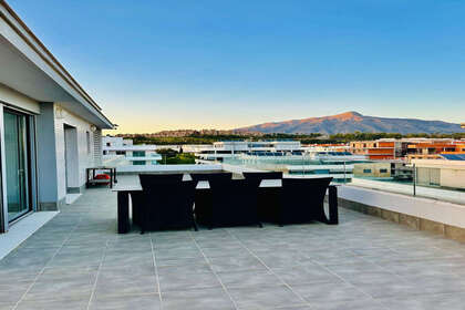 Penthouse for sale in Nueva Andalucía, Marbella, Málaga. 