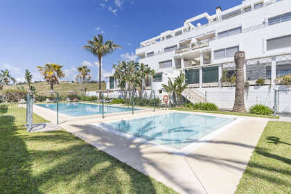 Penthouse for sale in Cala Del Moral, La, Málaga. 