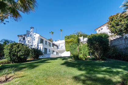 Cluster house for sale in Marbella, Málaga. 