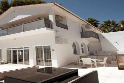 Cluster house for sale in Nueva andalucia, Málaga. 