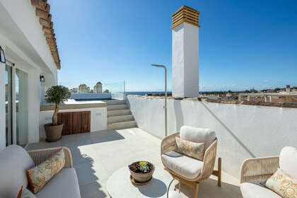 Penthouse for sale in Puerto Banús, Marbella, Málaga. 
