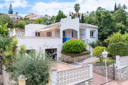 Cluster house for sale in Cerros Del Lago, Marbella, Málaga. 