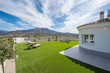 Cluster house for sale in Viñuela, Málaga. 