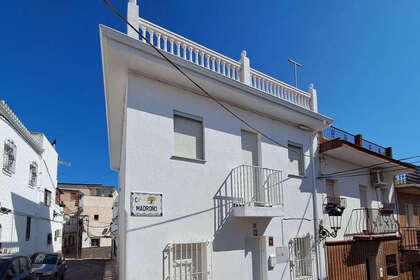 House for sale in Arroyo de la Miel, Benalmádena, Málaga. 