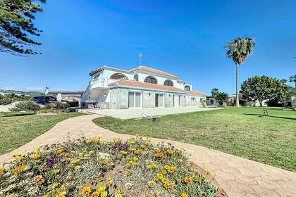 Cluster house for sale in Almayate Alto, Málaga. 