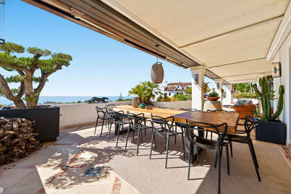 Apartment for sale in Puerto Banús, Marbella, Málaga. 
