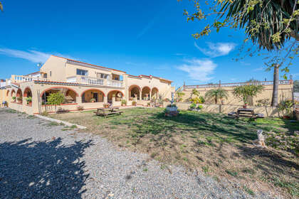 Ranch for sale in Alhaurín el Grande, Málaga. 