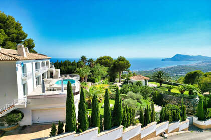 Cluster house for sale in Altea la Vella, Alicante. 