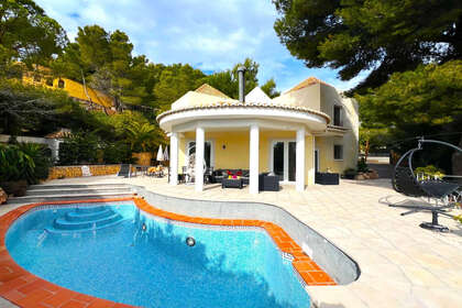 Cluster house for sale in Altea la Vella, Alicante. 