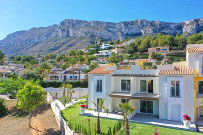 Penthouse for sale in Dénia, Alicante. 