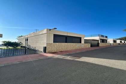 Cluster house for sale in Polop, Alicante. 