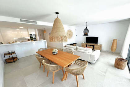 Apartment for sale in Puerto de Cabopino, Marbella, Málaga. 