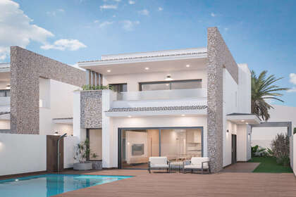 Cluster house for sale in San Pedro del Pinatar, Murcia. 