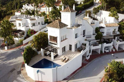 House for sale in Istán, Málaga. 