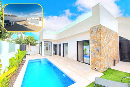 Cluster house for sale in Pilar de la Horadada, Alicante. 