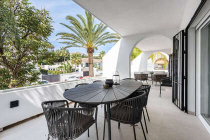 Penthouse for sale in Nueva andalucia, Málaga. 