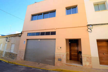 House for sale in Guardamar del Segura, Alicante. 