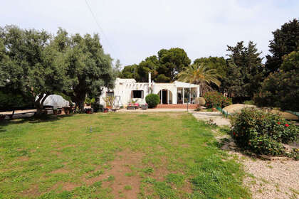 Cluster house for sale in Cabo Roig, Alicante. 