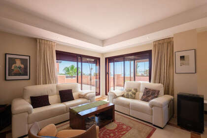Penthouse for sale in Ojén, Málaga. 