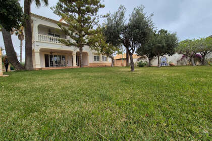 Cluster house for sale in Orihuela, Alicante. 