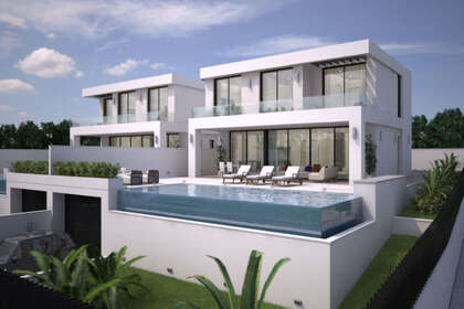 Cluster house for sale in Mijas Costa, Málaga. 