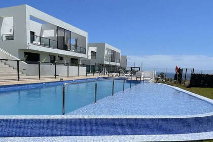 House for sale in Riviera Del Sol, Marbella, Málaga. 