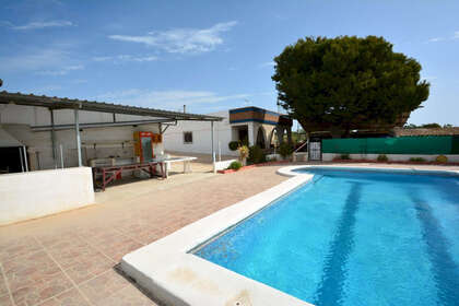 Cluster house for sale in Guardamar del Segura, Alicante. 
