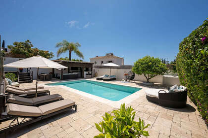 Cluster house for sale in Río Real, Marbella, Málaga. 