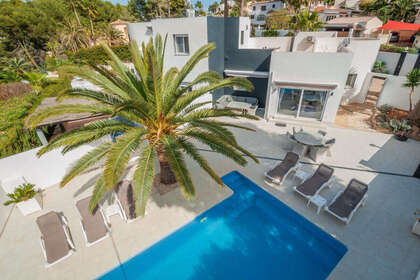 Cluster house for sale in Benissa, Alicante. 