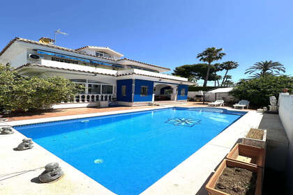 Cluster house for sale in San Pedro de Alcántara, Marbella, Málaga. 