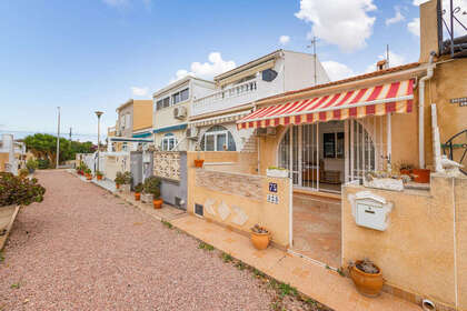 House for sale in Torrevieja, Alicante. 