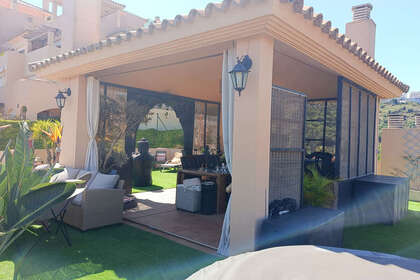 Penthouse for sale in Calahonda, Mijas, Málaga. 