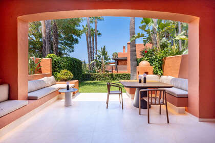 House for sale in Puerto Banús, Marbella, Málaga. 