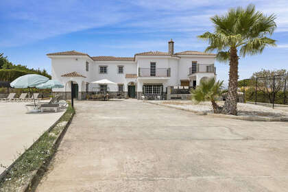 Cluster house for sale in Alhaurín de la Torre, Málaga. 